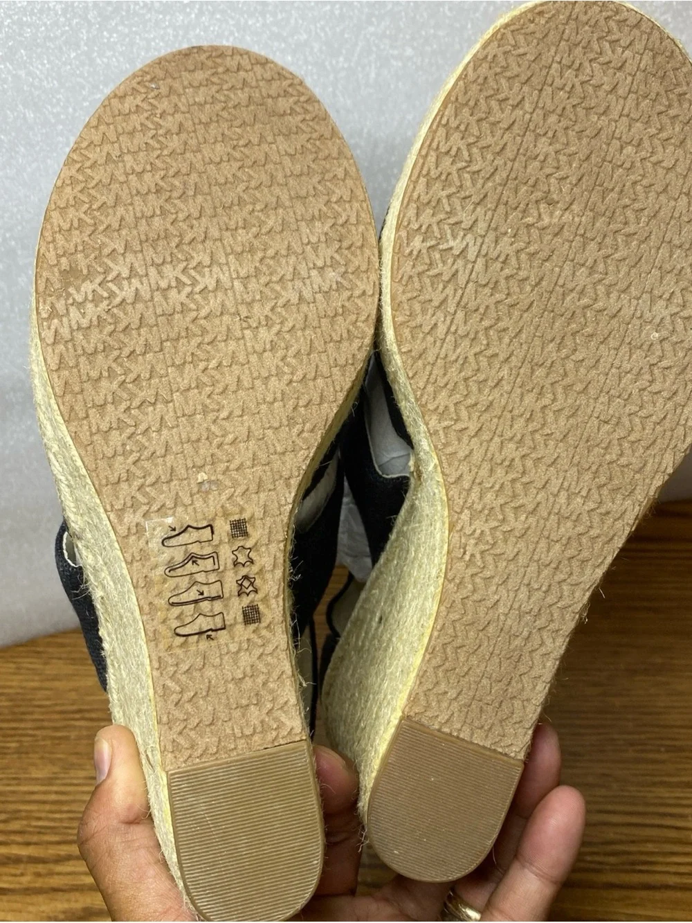 Michael Kors Women's Damita Canvas Espadrille Wedge Sandal Black Womens Size 9M